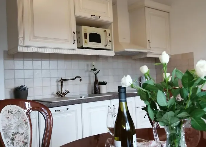 Luxury Boutique * باد إلستر